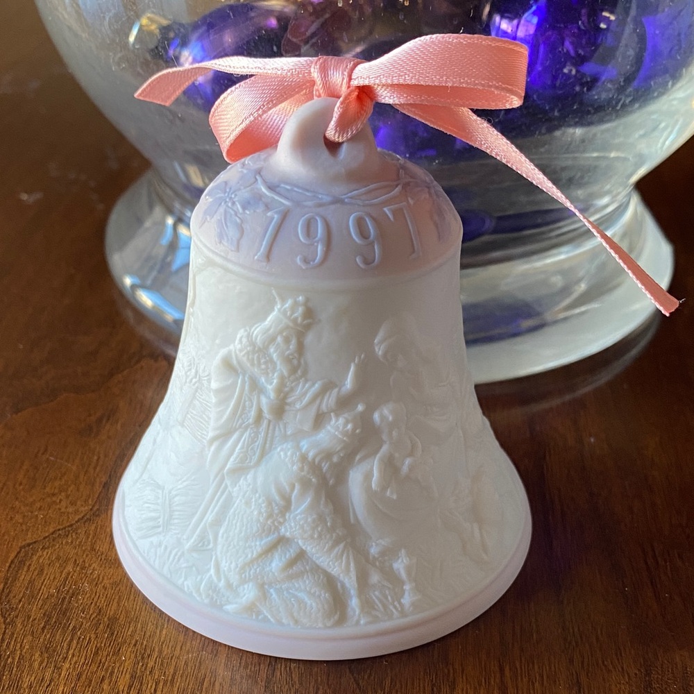 Lladro 1997 Vintage Christmas Bell Pink Ribbon Holiday Ornament Decor